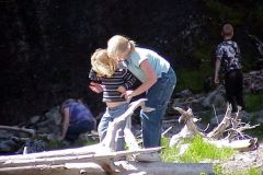 20030608-013